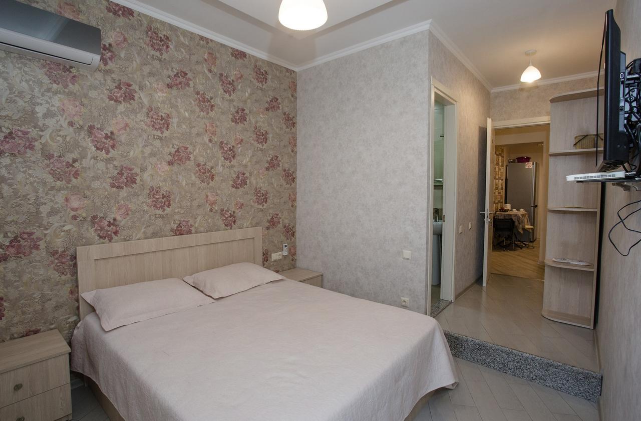 5 Rooms Μπατούμι Εξωτερικό φωτογραφία