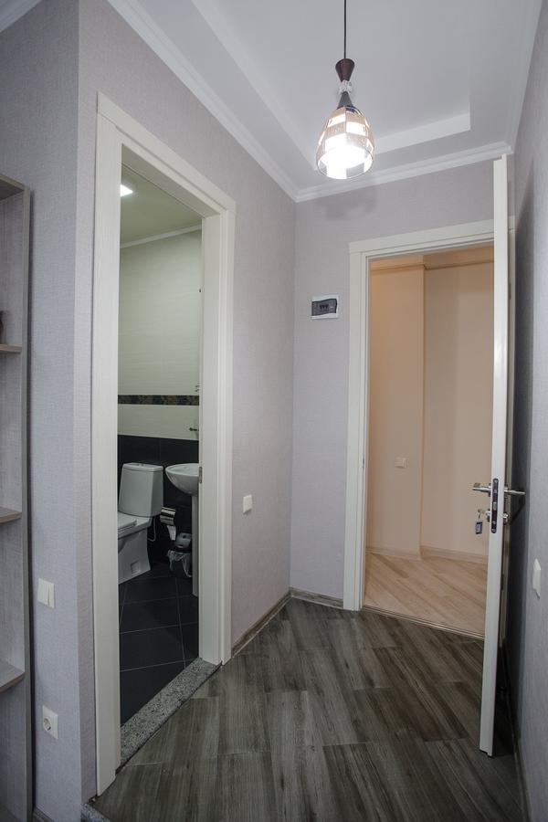 5 Rooms Μπατούμι Εξωτερικό φωτογραφία